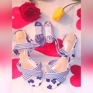 **NEW** Cabi (women's) Dress shoe's